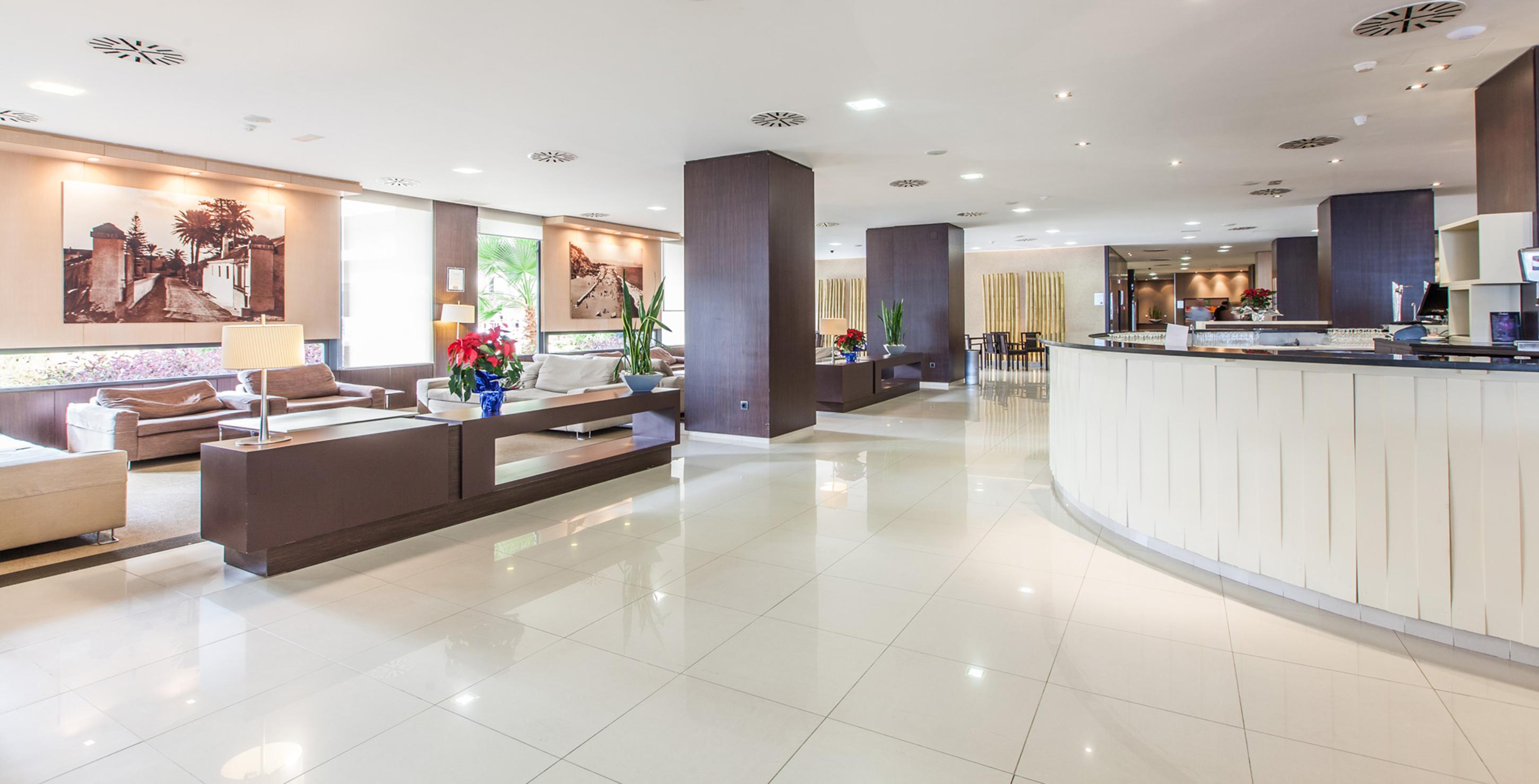 Bluesea Gran Cervantes ตอร์เรโมลิโนส ภายนอก รูปภาพ